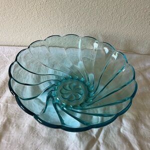 Vintage Hazel Atlas Capri 9”